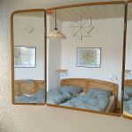 Doppelbett im Spiegel